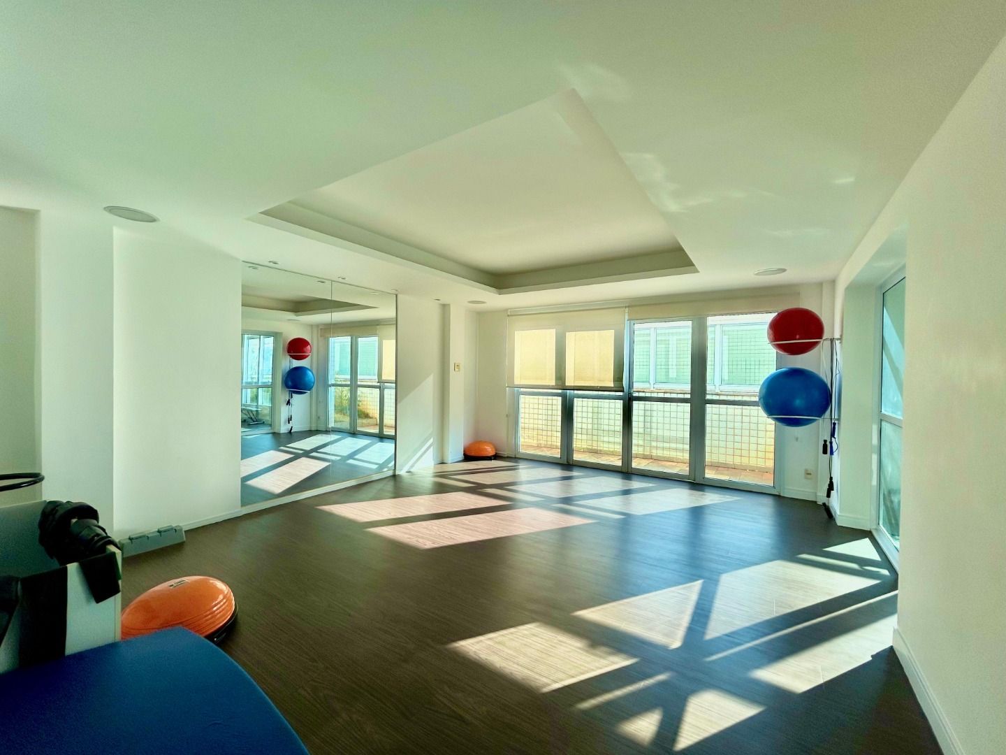 Apartamento, 3 quartos, 135 m² - Foto 2