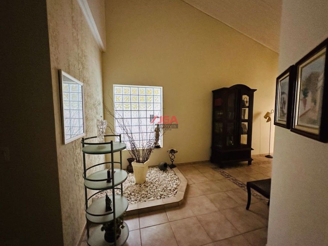 Chácara, 6 quartos, 2700 m² - Foto 3