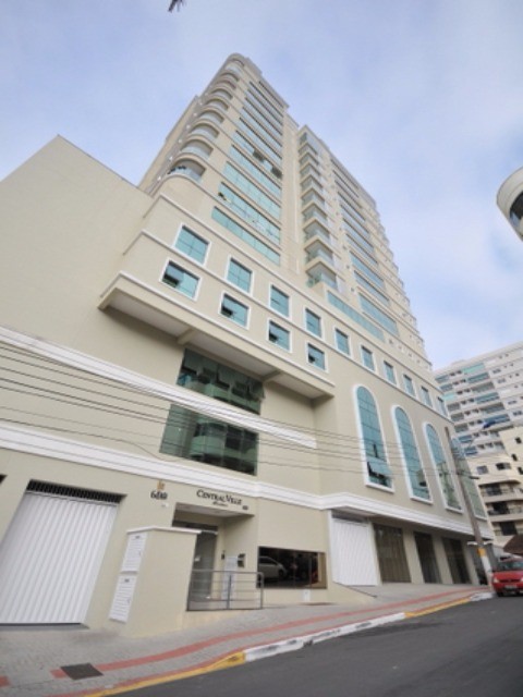 Apartamento, 3 quartos, 146 m² - Foto 2