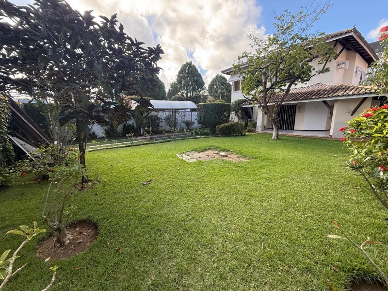 Casa, 4 quartos - Foto 1