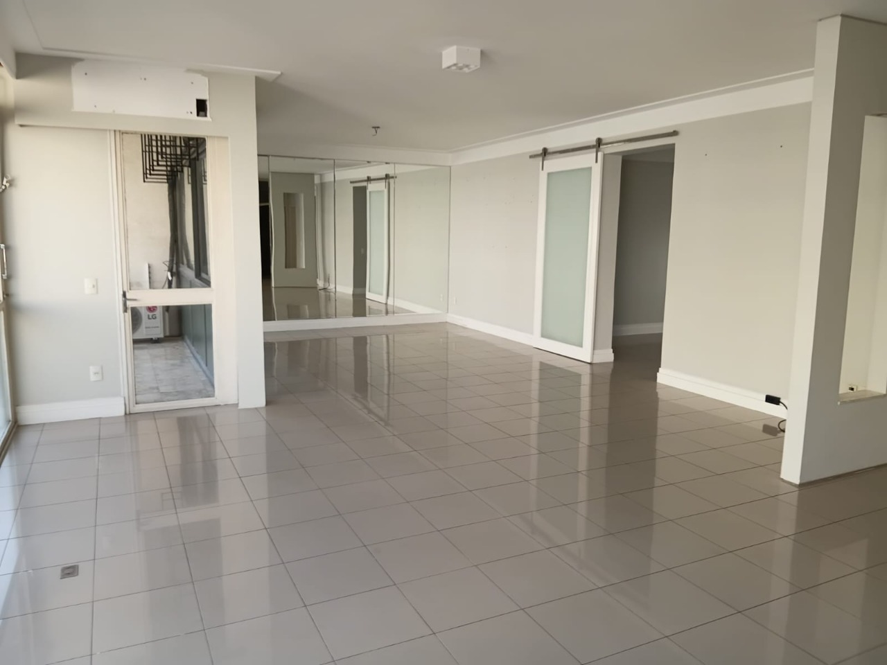 Apartamento, 3 quartos, 200 m² - Foto 10