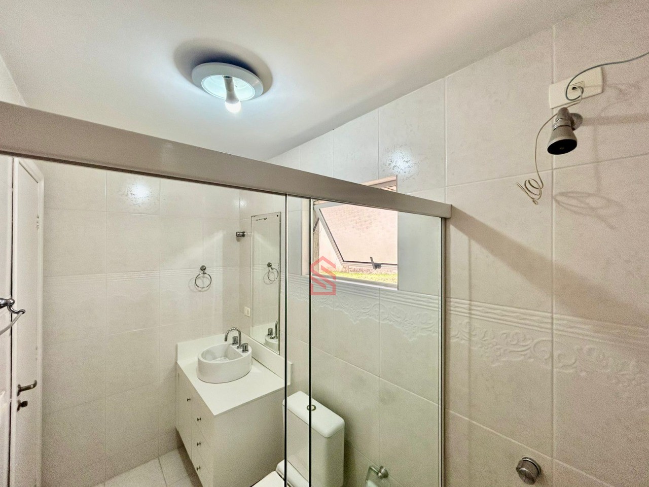 Casa à venda com 3 quartos, 160m² - Foto 25
