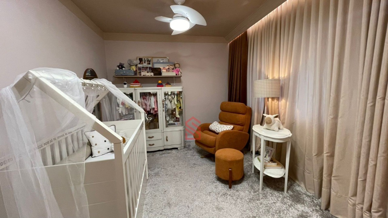 Casa, 4 quartos, 300 m² - Foto 6