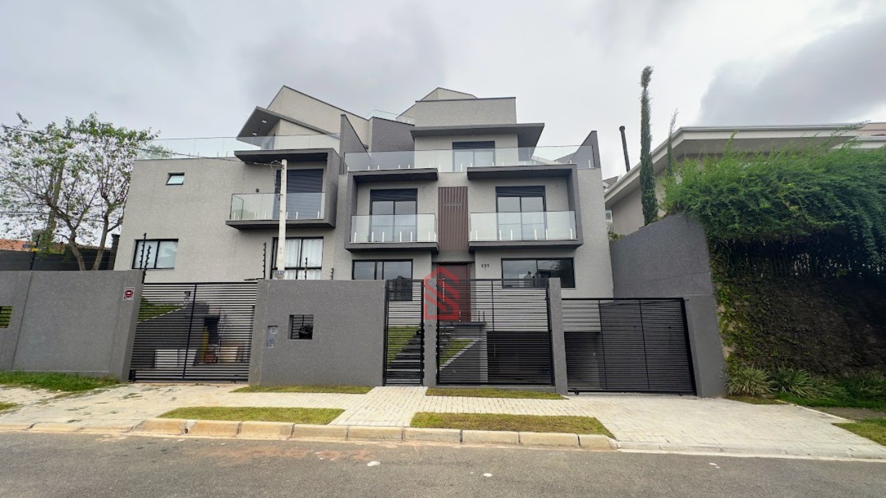 Sobrado, 3 quartos, 179 m² - Foto 1