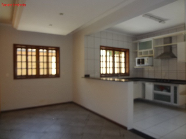 CASA em JARDIM UMUARAMA, INDAIATUBA - Belo sobrado com 3 dormitórios sendo 1 suíte. Aceita permuta em terreno. - Foto 10