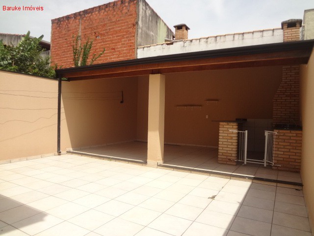 CASA em JARDIM UMUARAMA, INDAIATUBA - Belo sobrado com 3 dormitórios sendo 1 suíte. Aceita permuta em terreno. - Foto 1