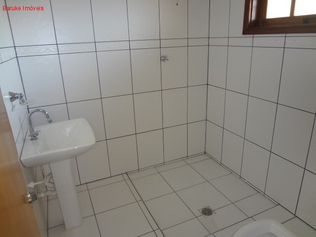 CASA em JARDIM UMUARAMA, INDAIATUBA - Belo sobrado com 3 dormitórios sendo 1 suíte. Aceita permuta em terreno. - Foto 9