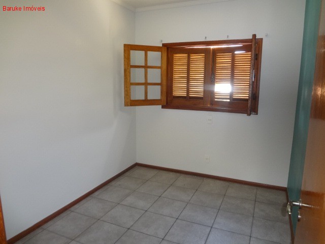CASA em JARDIM UMUARAMA, INDAIATUBA - Belo sobrado com 3 dormitórios sendo 1 suíte. Aceita permuta em terreno. - Foto 2