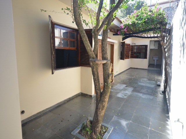Casa, 3 quartos, 196 m² - Foto 1