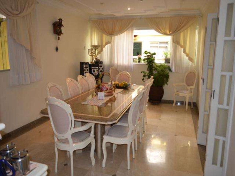 Casa, 4 quartos, 320 m² - Foto 27