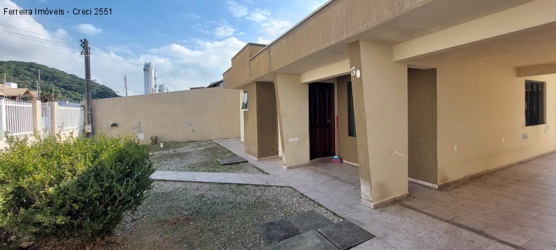 Casa à venda com 3 quartos, 140m² - Foto 22