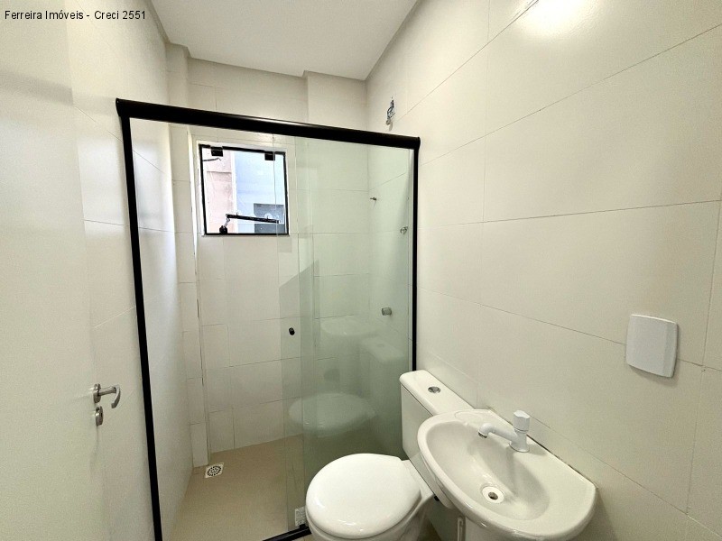 Apartamento à venda com 2 quartos, 65m² - Foto 4