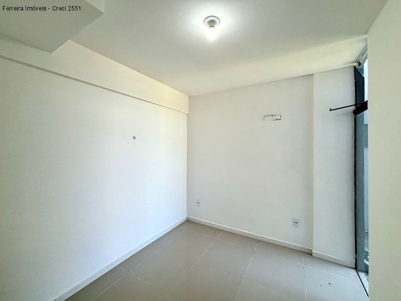 Apartamento à venda com 2 quartos, 65m² - Foto 11