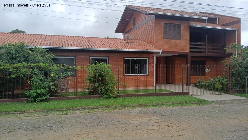 Casa, 5 quartos, 197 m² - Foto 1