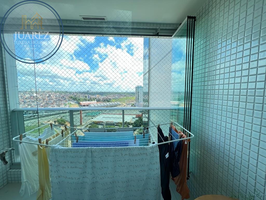 Apartamento - Caminho das árvores