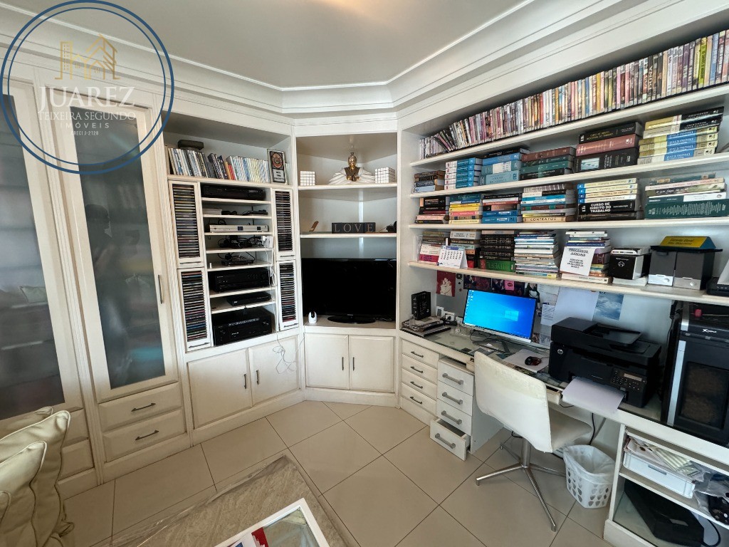 Apartamento - Caminho das árvores