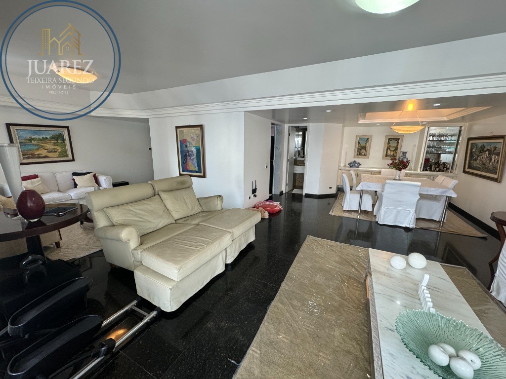 Apartamento - Caminho das árvores