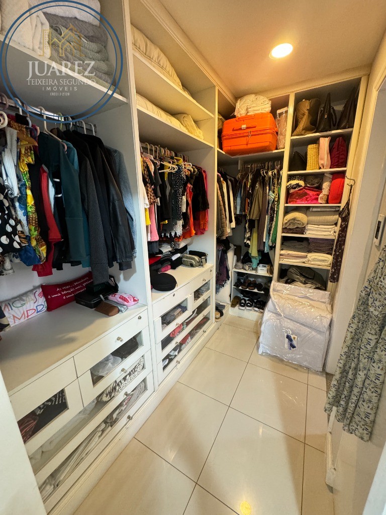 Apartamento - Caminho das árvores