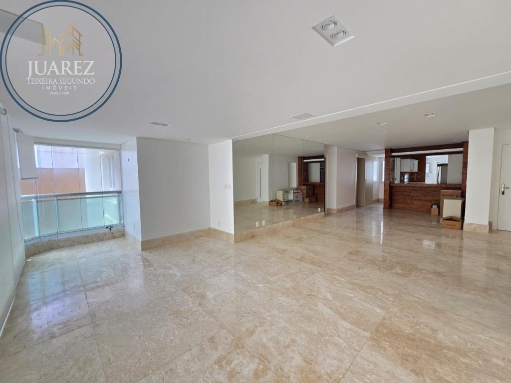 Apartamento - Caminho das árvores