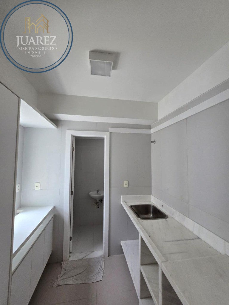 Apartamento - Caminho das árvores