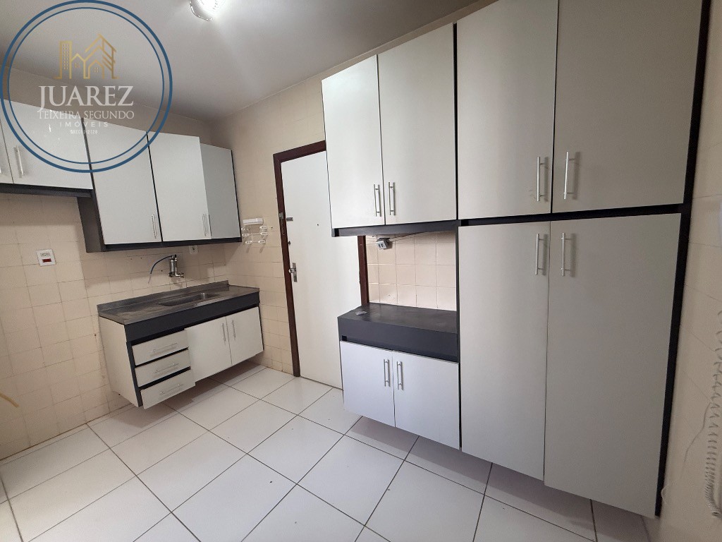 Apartamento - Caminho das árvores