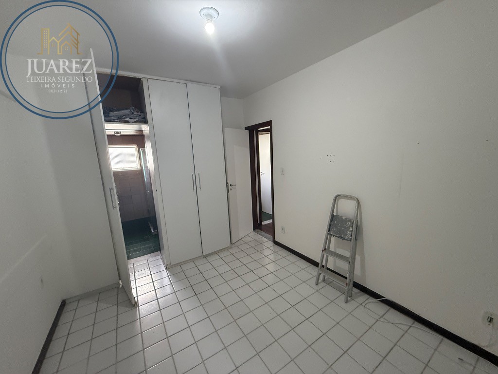 Apartamento - Caminho das árvores