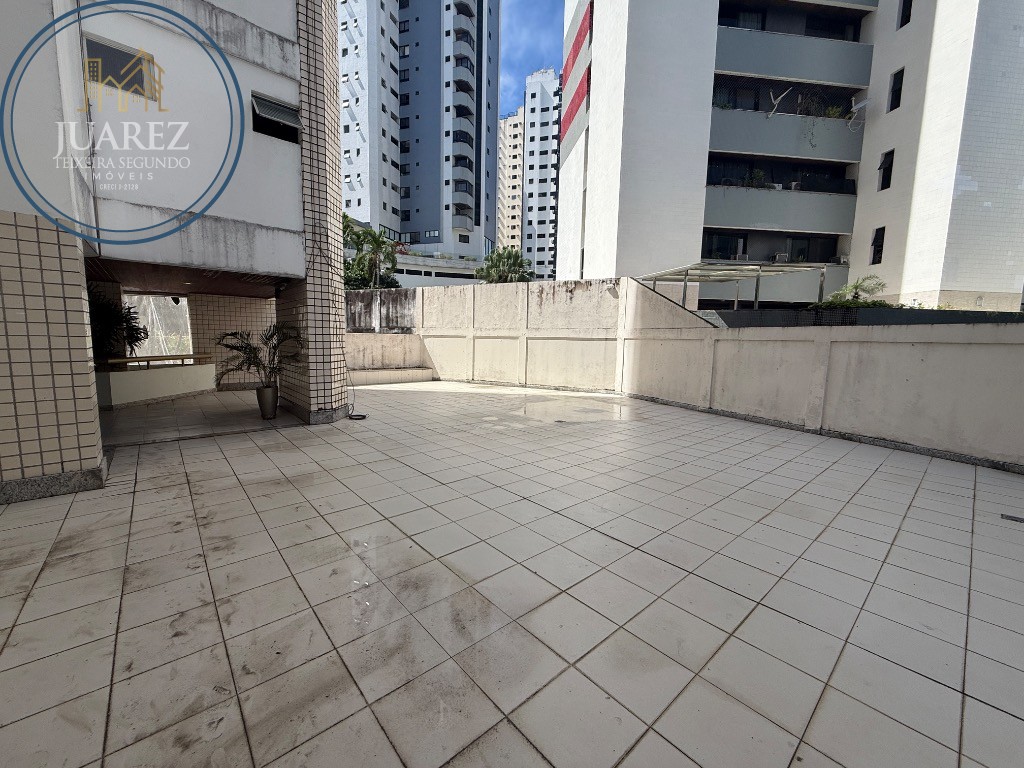 Apartamento - Caminho das árvores