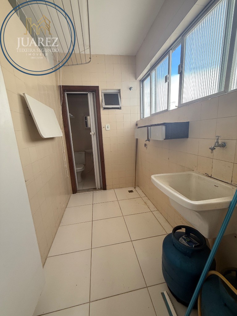 Apartamento - Caminho das árvores