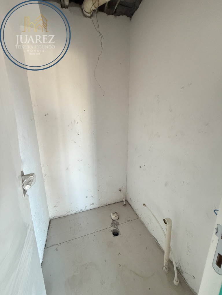 Apartamento - Caminho das árvores