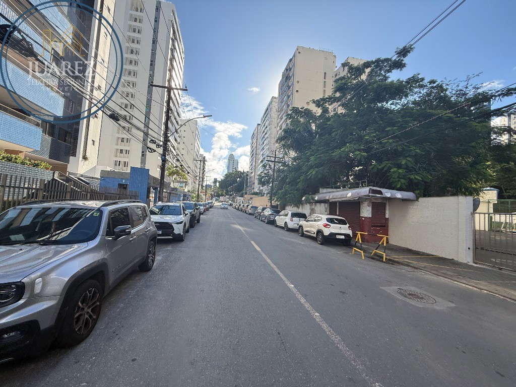 Apartamento - Caminho das árvores