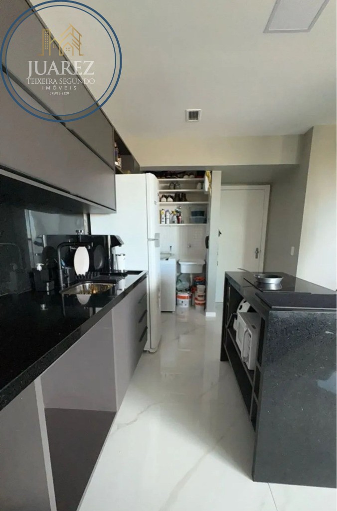 Apartamento - Caminho das arvores
