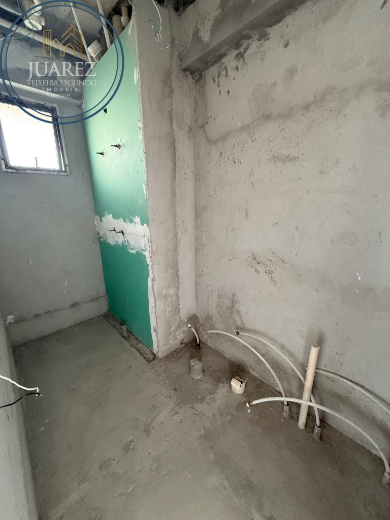 Apartamento - Caminho das árvores