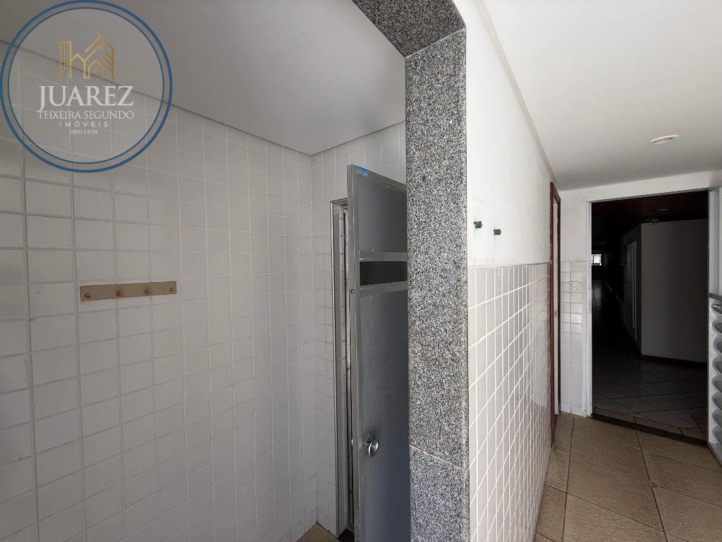 Apartamento - Caminho das árvores