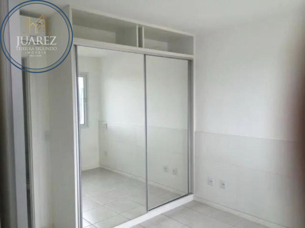 Apartamento - Caminho das árvores