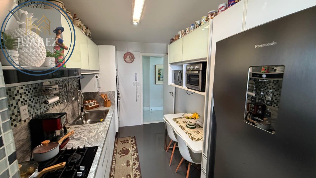 Apartamento - Caminho das árvores