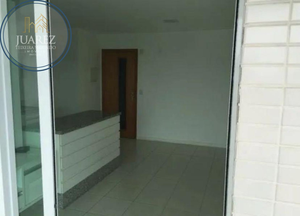 Apartamento - Caminho das árvores