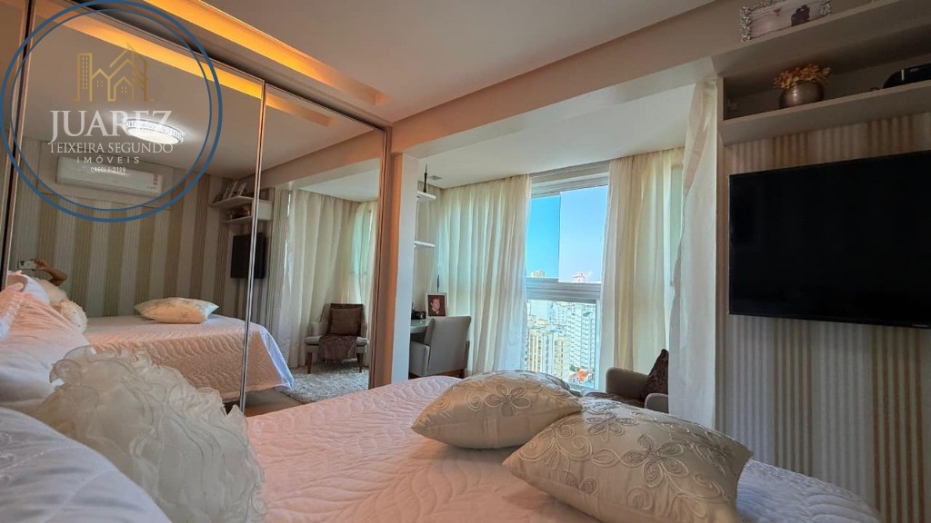 Apartamento - Caminho das árvores