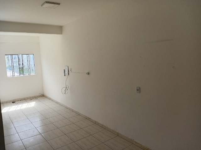 Prédio Inteiro - Foto 1