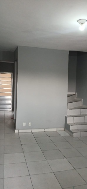 Casa, 2 quartos, 73 m² - Foto 1