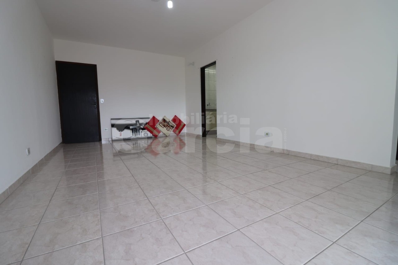 Foto 3 - Apartamento com 2 quartos e 1 vaga de garagem em Peruíbe