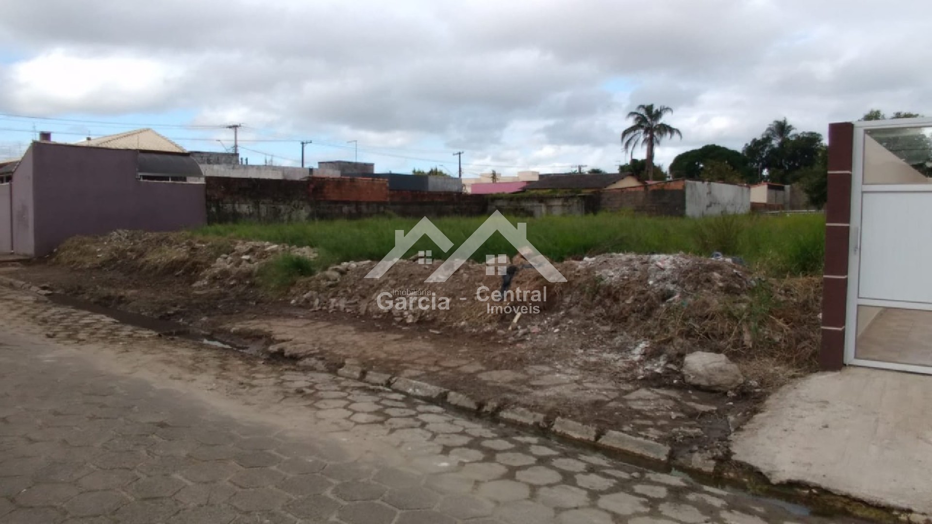 Foto 2 - Terreno a venda em Peruíbe