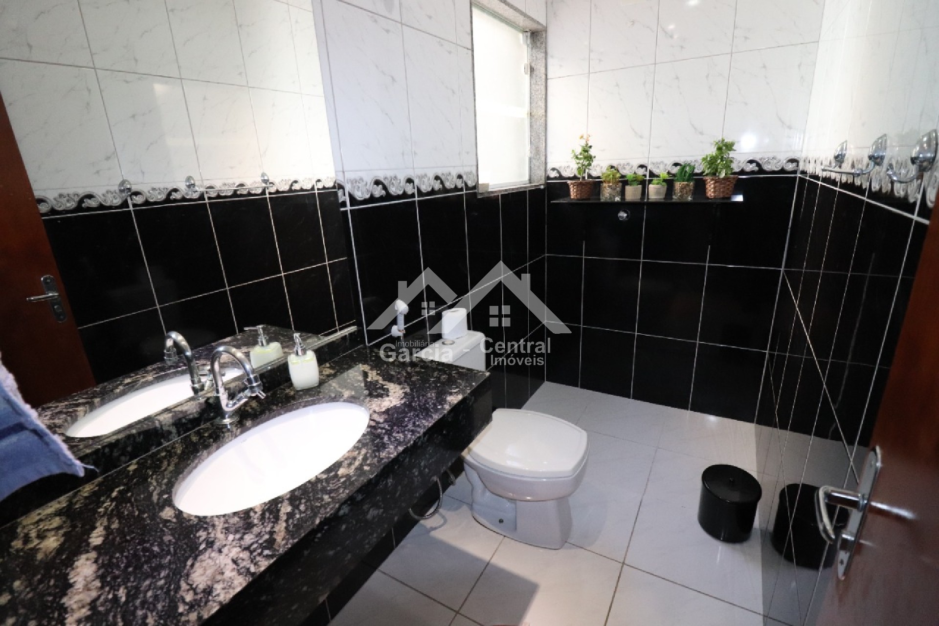 Foto 14 - Sobrado em Peruíbe