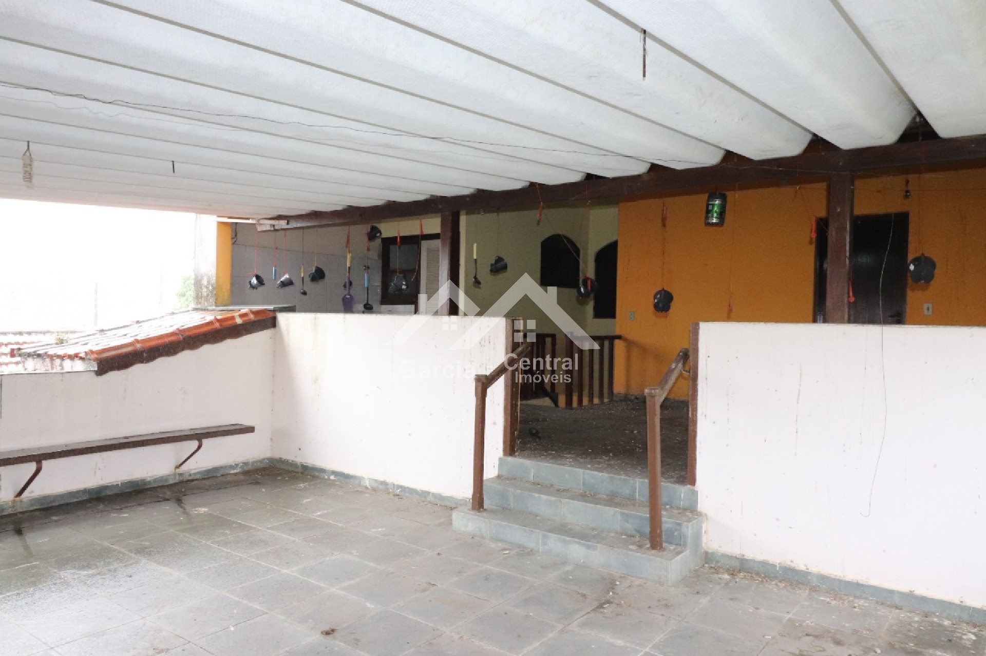 Foto 5 - Apartamento e salão comercial em Peruíbe
