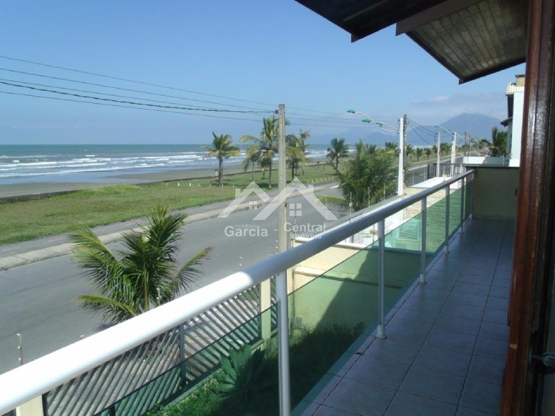 Sobrado em Peruíbe no bairro Josedy