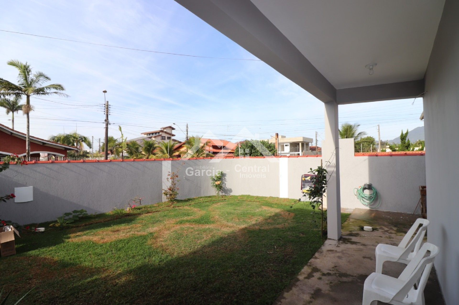 Foto 2 - Sobrado em Peruíbe