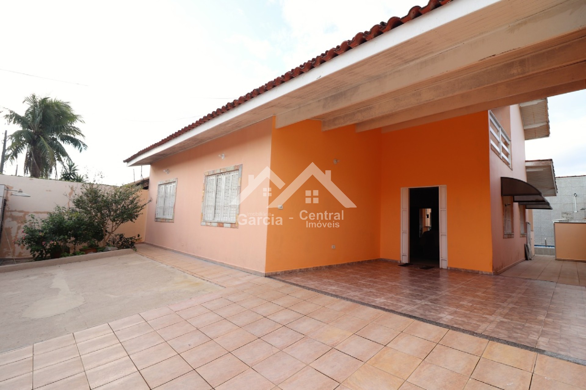 Foto 2 - Casa a venda em Peruíbe