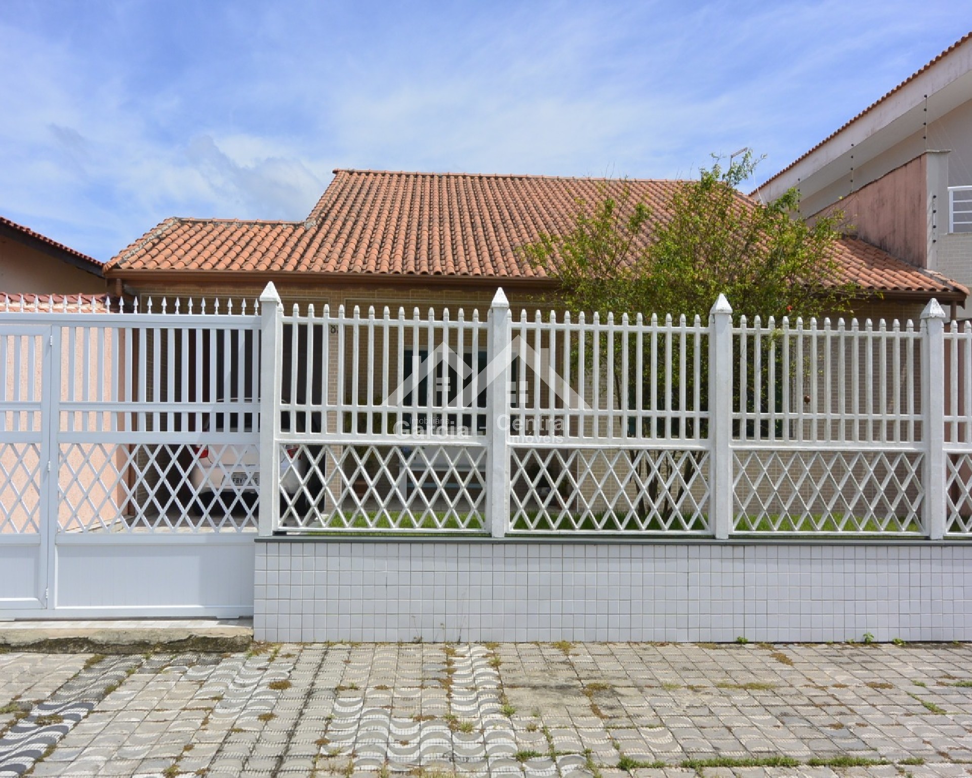 Casas em Peruíbe no bairro Stella Maris
