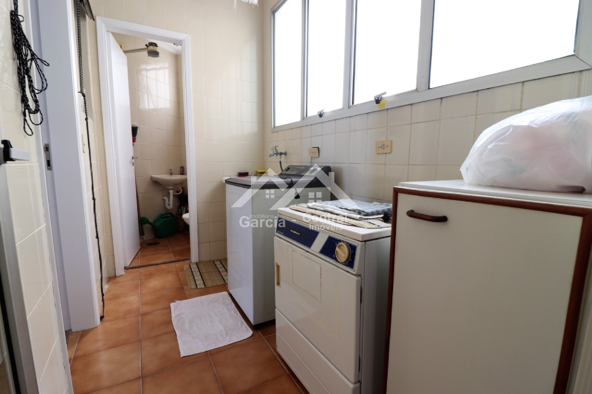 Foto 11 - Apartamento a venda em Peruíbe