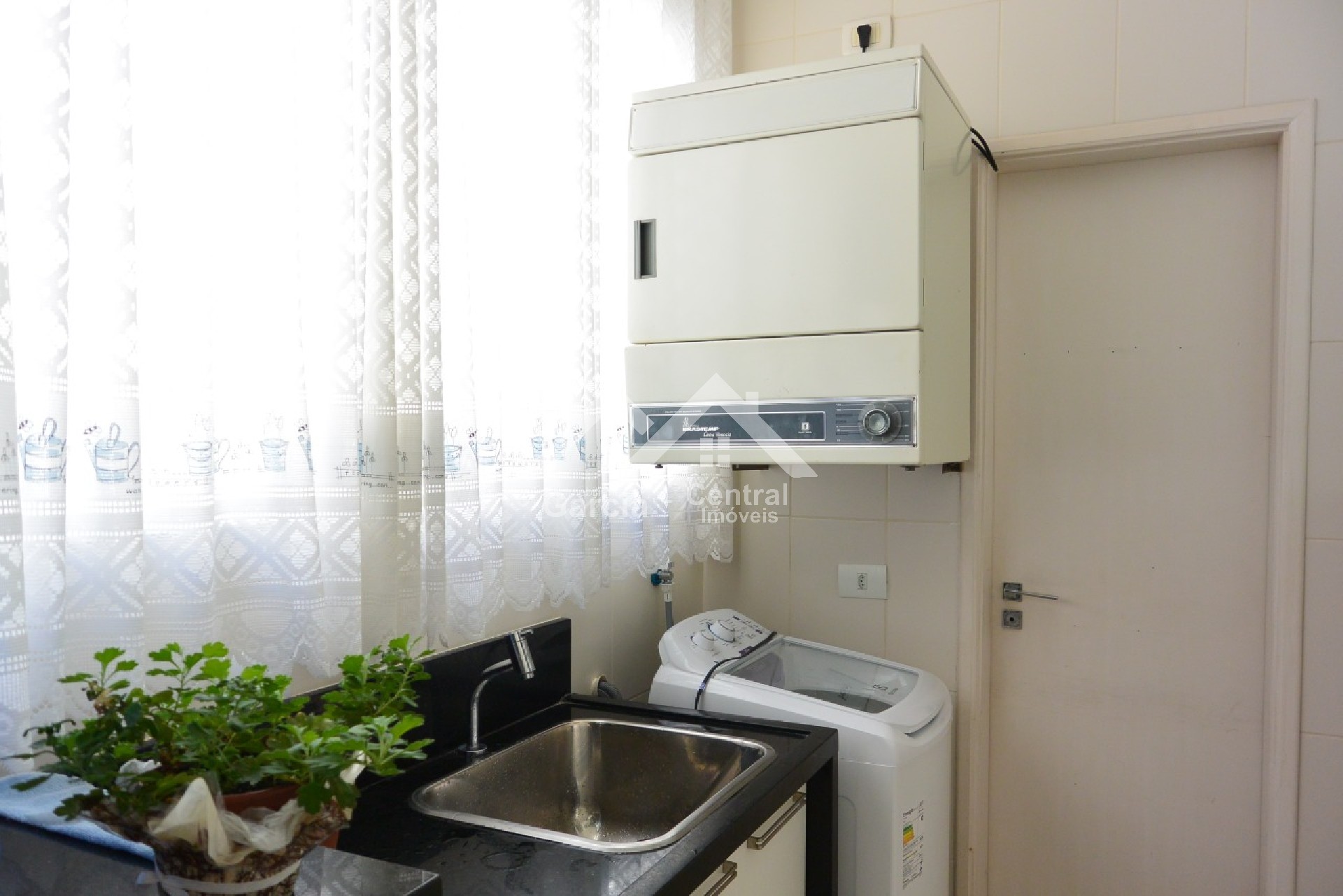 Foto 12 - Apartamento em Peruíbe no bairro Sambura