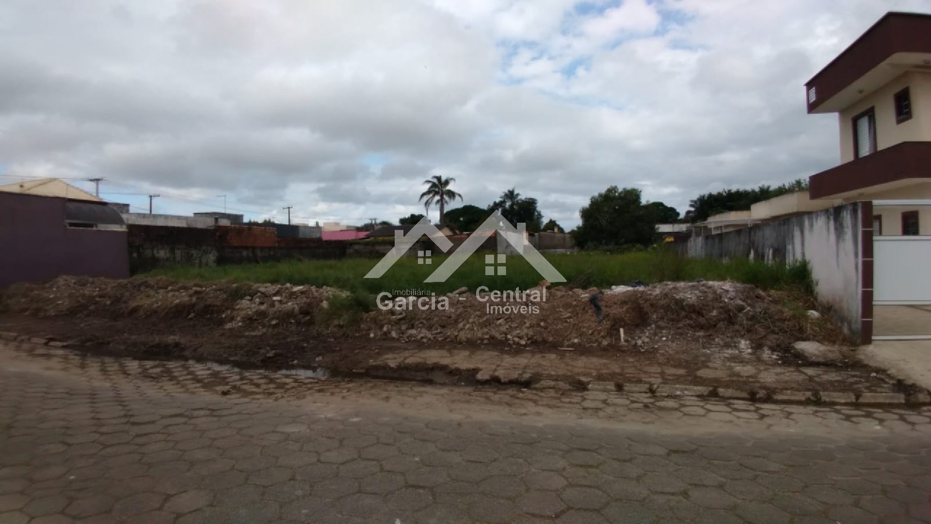 Terreno a venda em Peruíbe